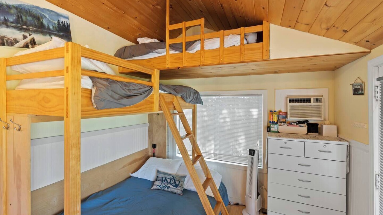 Photo of Bedroom in Laconia