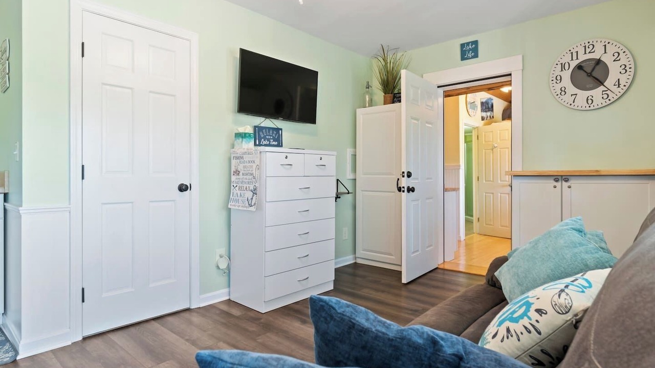 Photo of Livingroom in Laconia