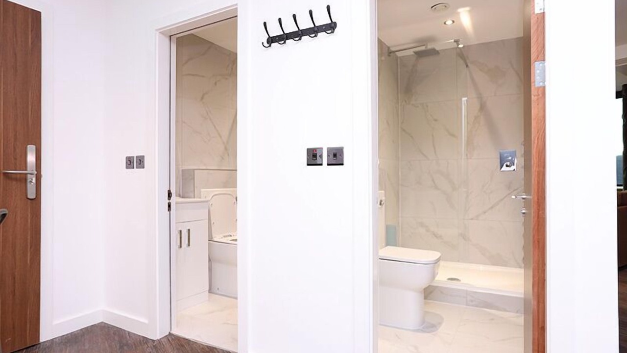 Photo of Bathroom in Liverpool City Centre