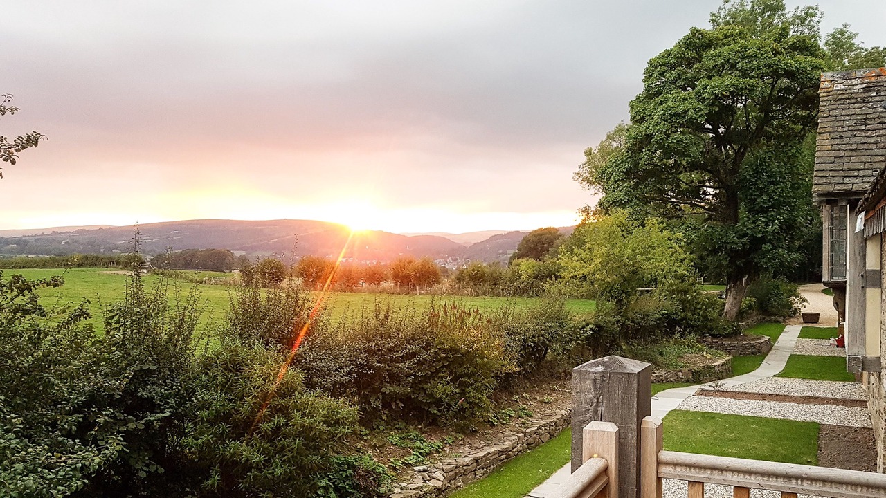 Photo of Patio Balcony in Kington