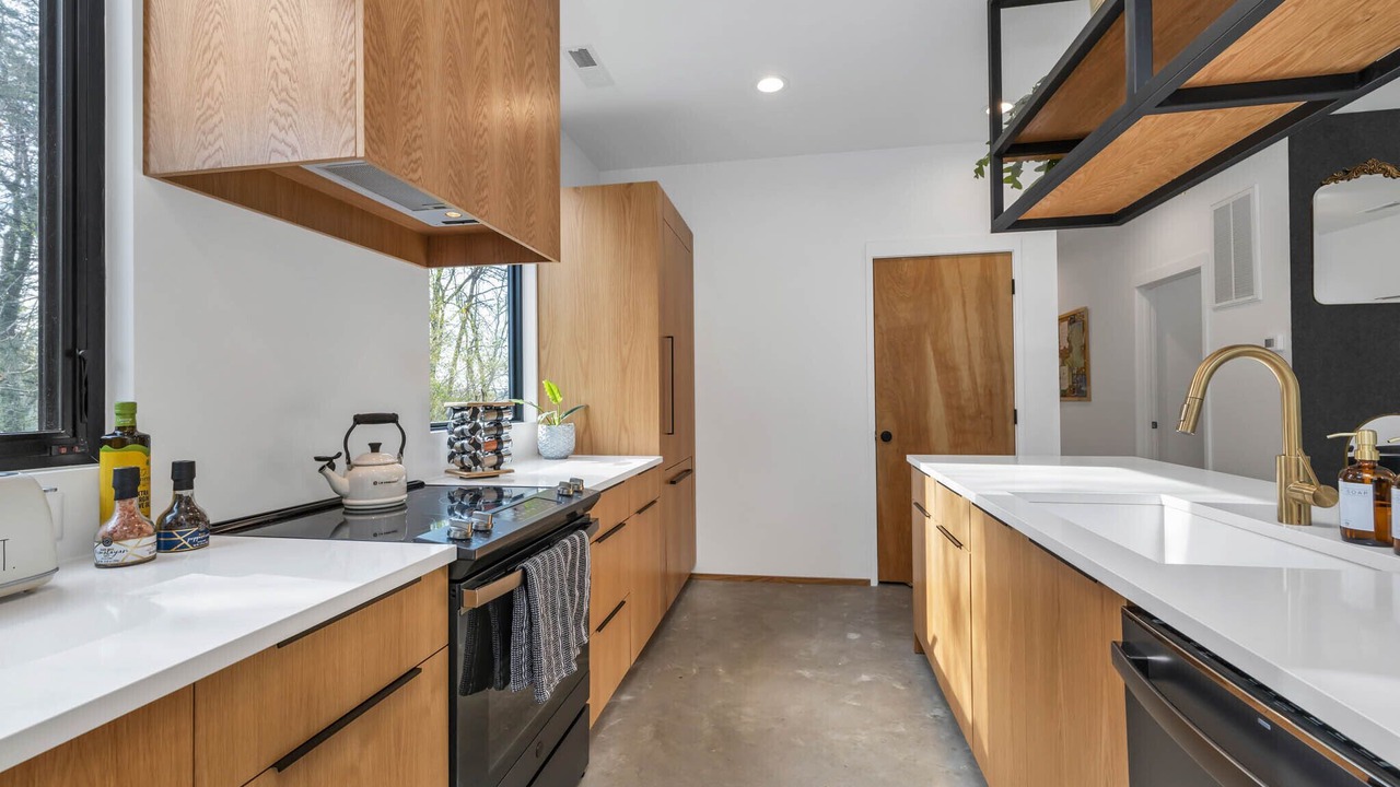 Photo of Kitchen in Stuart Heights - Rivermont