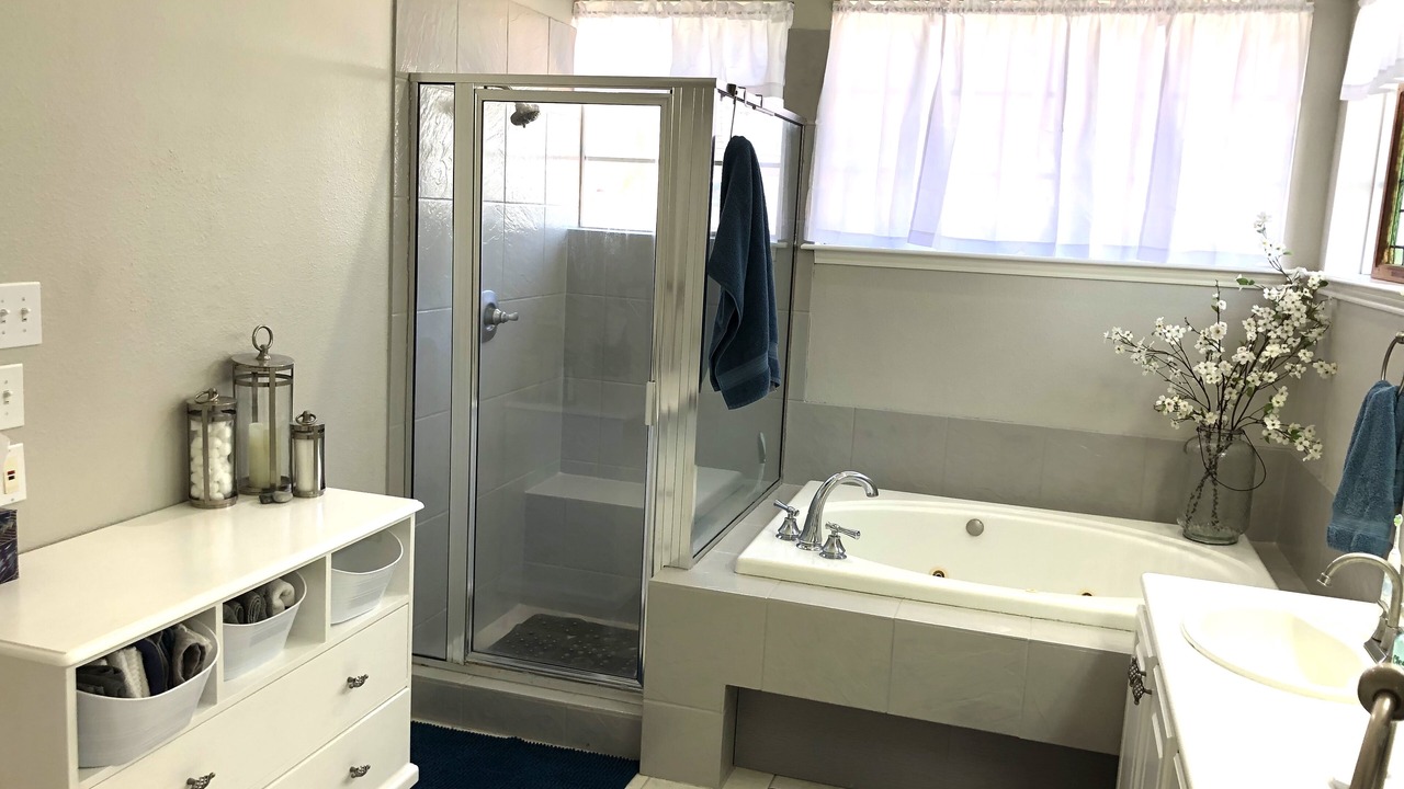 Photo of Bathroom in Indian Springs