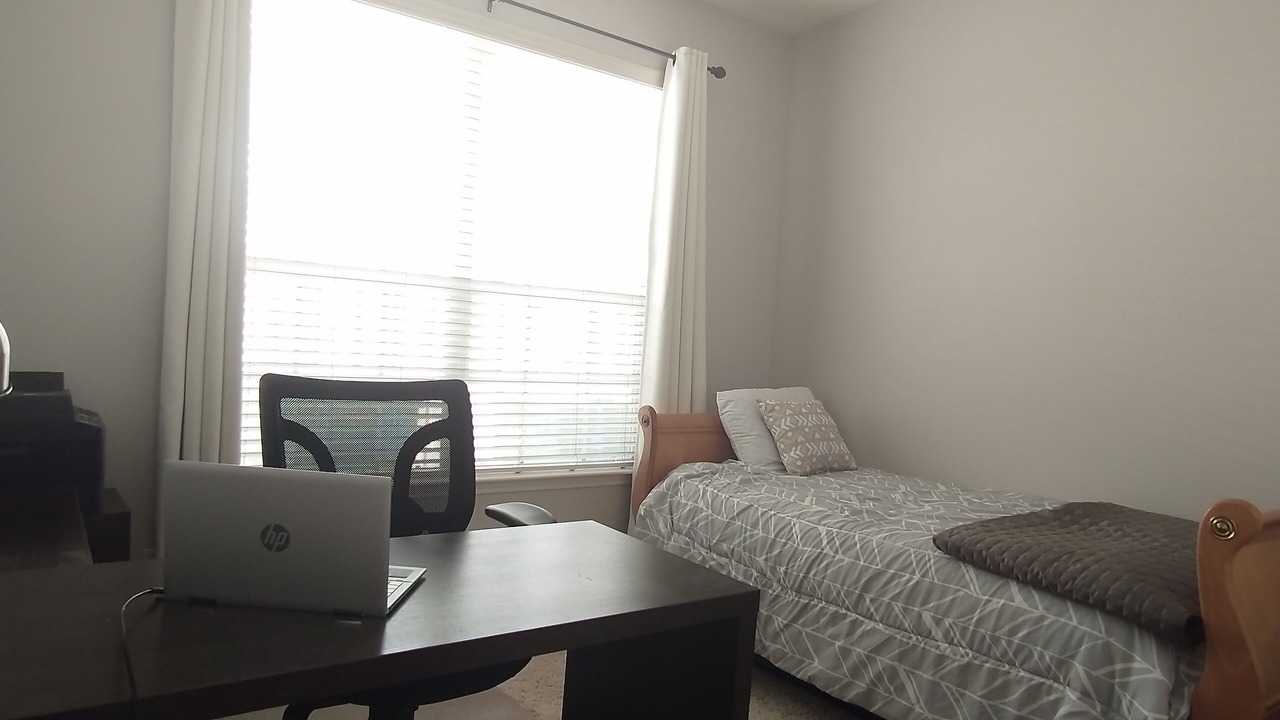 Photo of Bedroom in Indian Springs