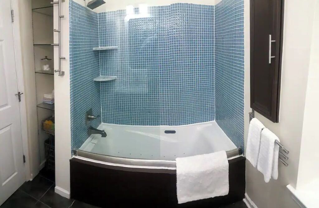 Photo of Bathroom in Powelton Village