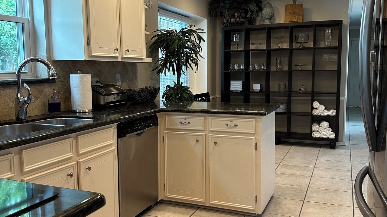 Photo of Kitchen in Nassau Bay