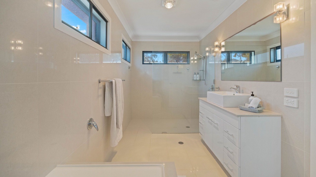 Photo of Others in Bonny Hills