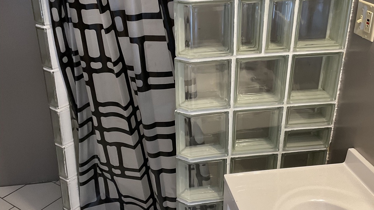 Photo of Bathroom in Evart
