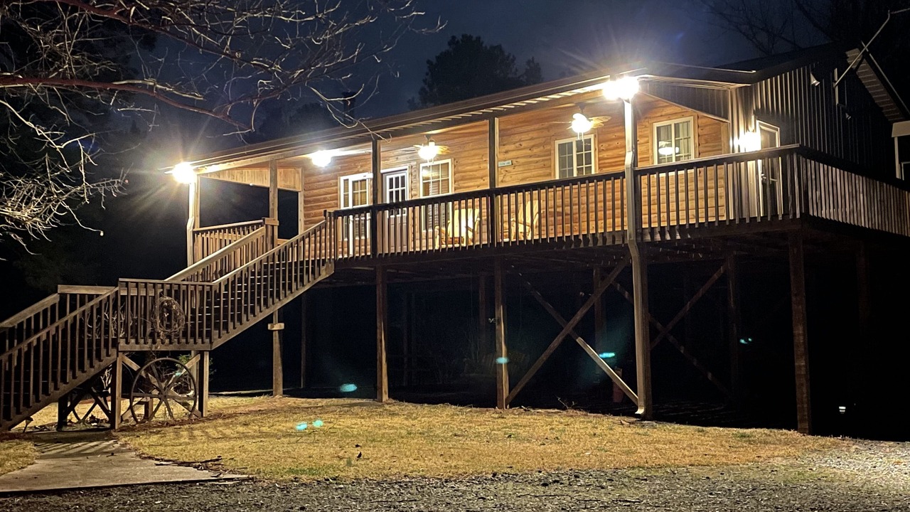 Photo of Outdoor in Vivian