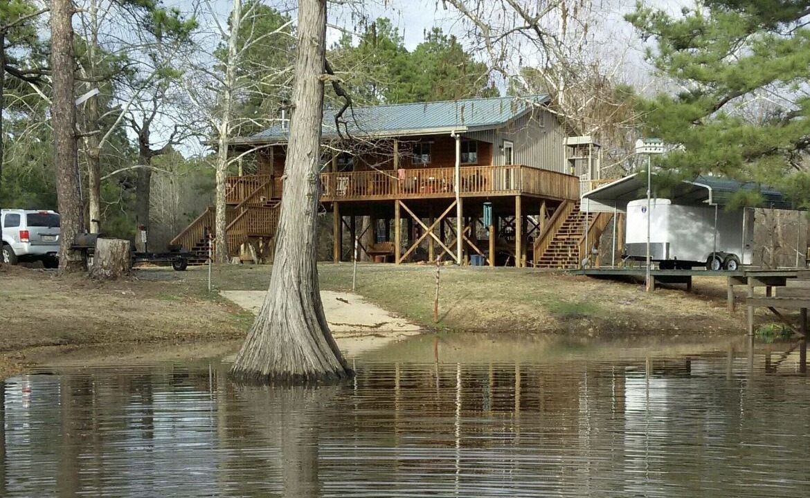 Photo of Outdoor in Vivian