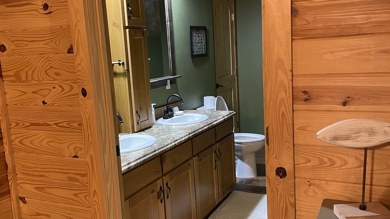 Photo of Bathroom in Vivian