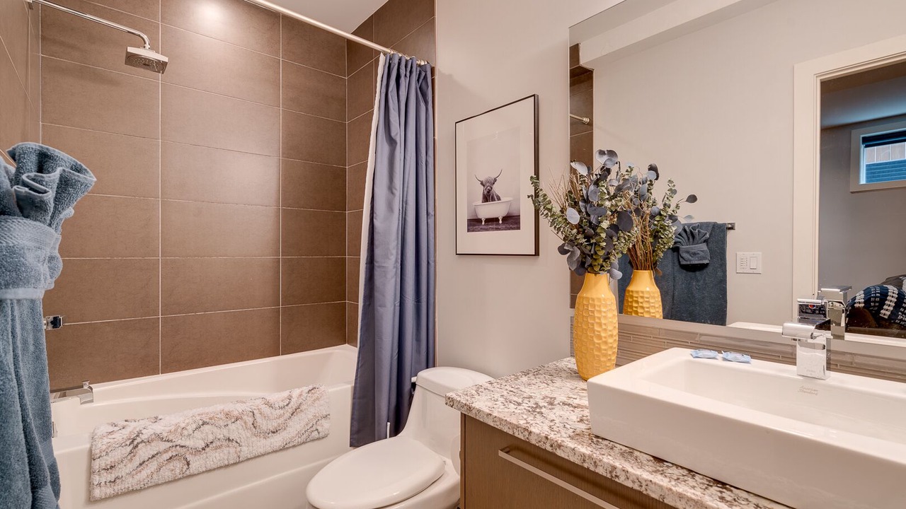 Photo of Bathroom in Marda Loop