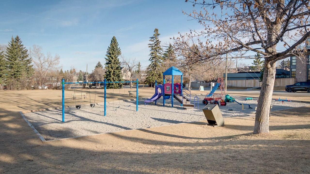 Photo of Others in Marda Loop