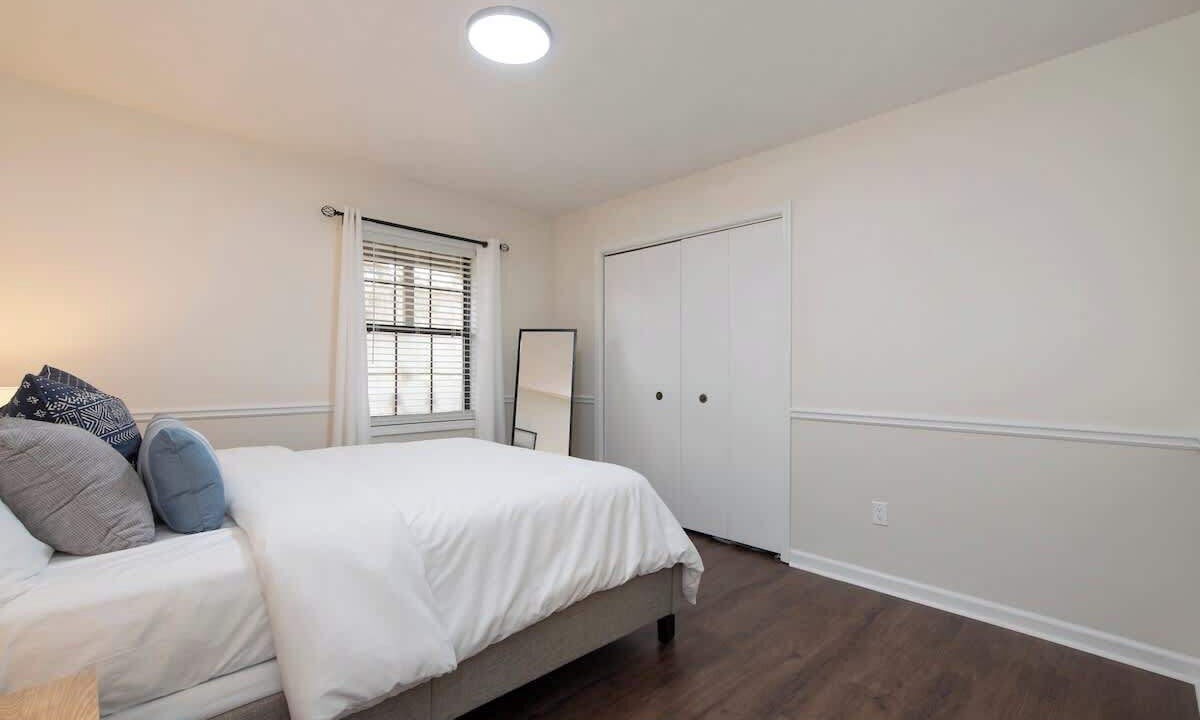 Photo of Bedroom in Lawrenceville