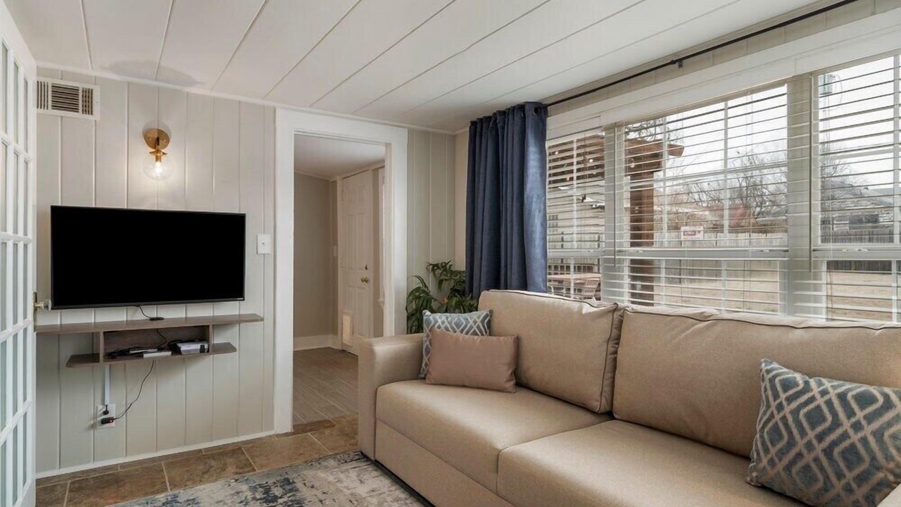 Photo of Bedroom in Cherry Street
