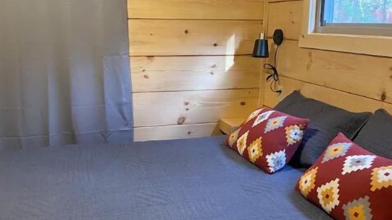Photo of Bedroom in Central