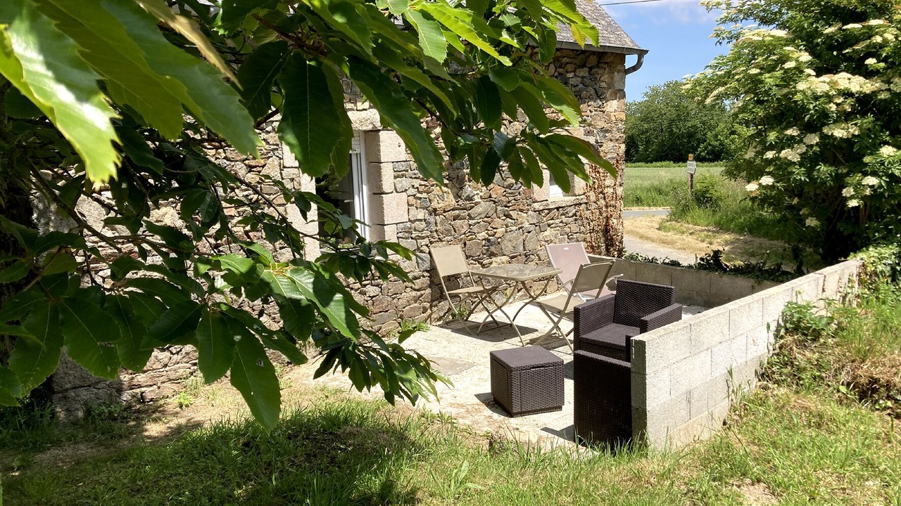Photo of Patio Balcony in Plouec-du-Trieux