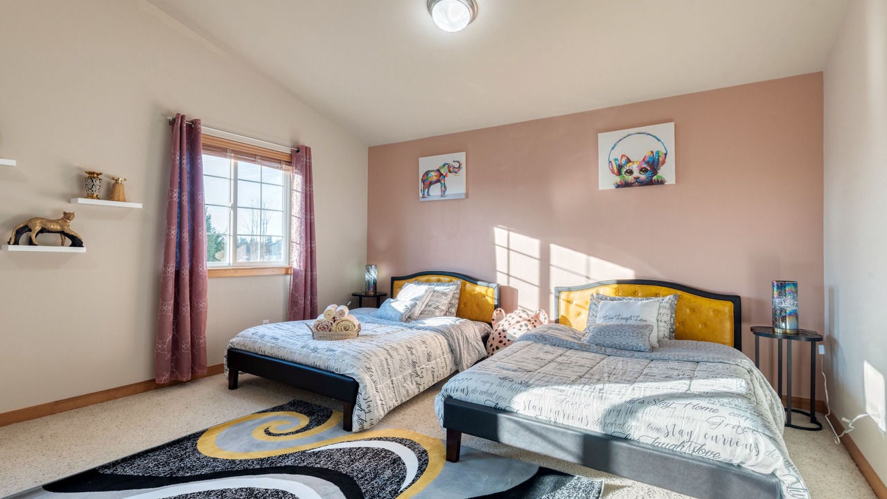 Photo of Bedroom in North Creek