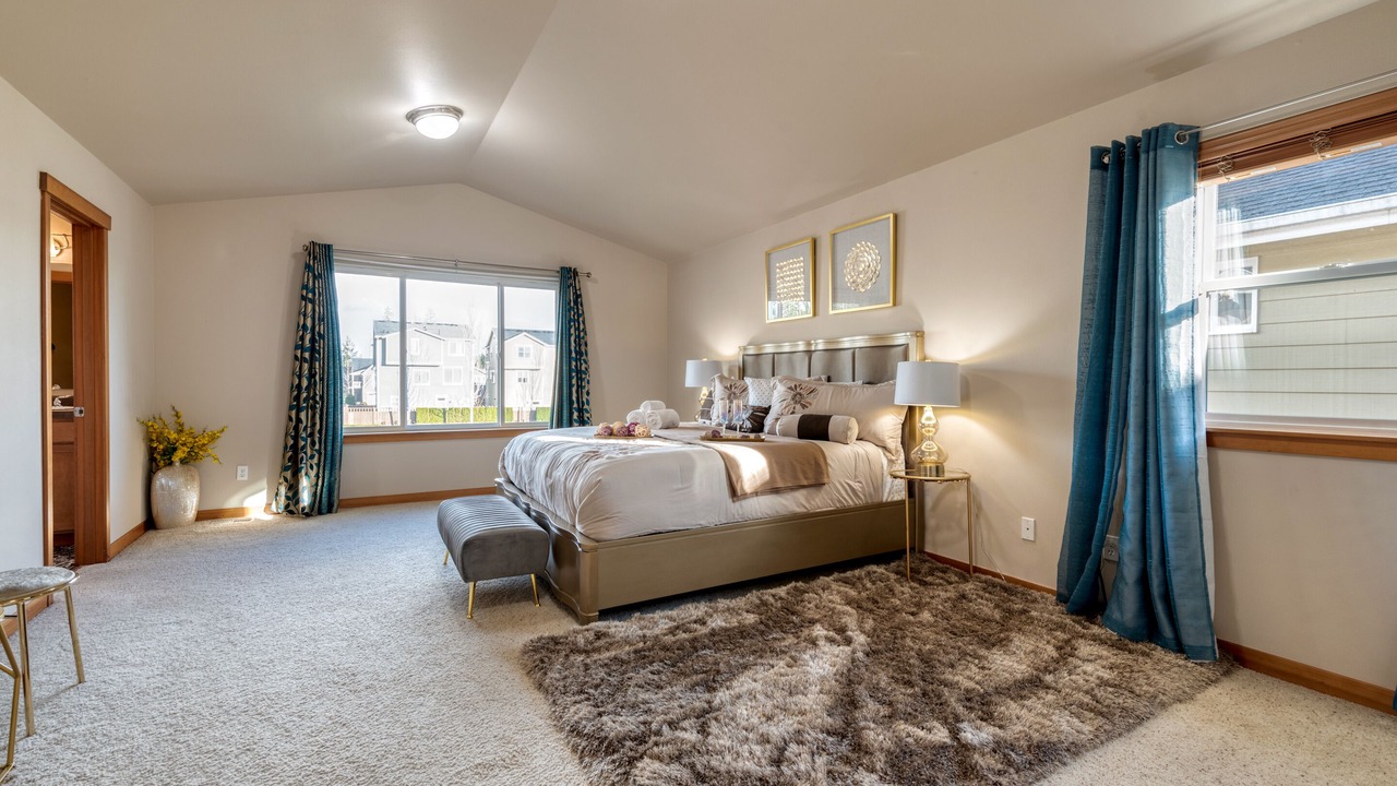 Photo of Bedroom in North Creek