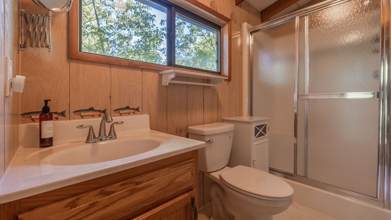 Photo of Bathroom in Innsbrook