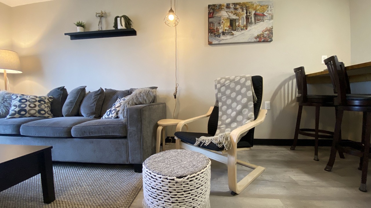 Photo of Livingroom in Coralville