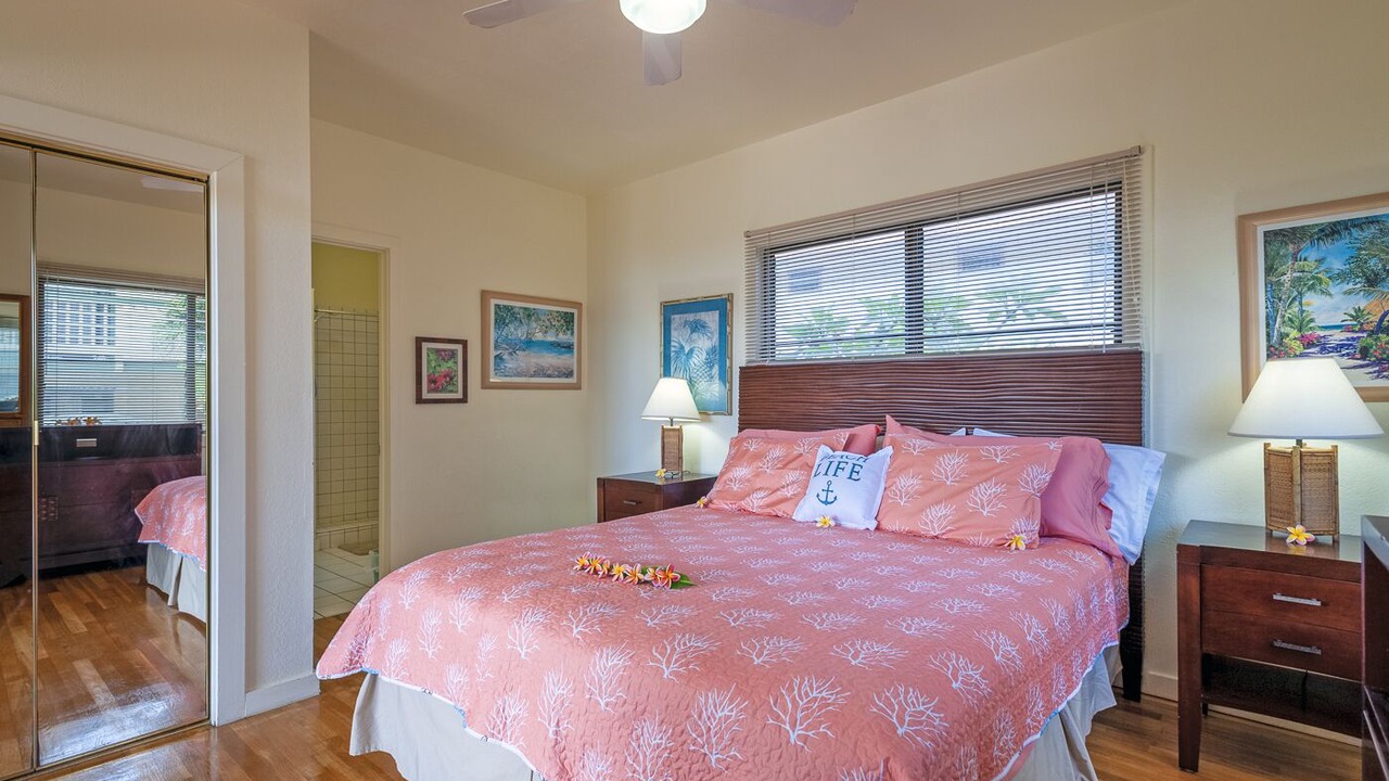 Photo of Bedroom in Poipu