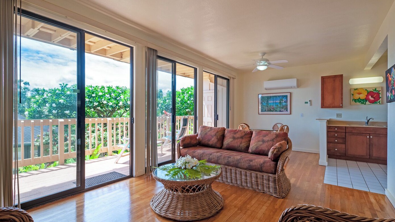 Photo of Livingroom in Poipu