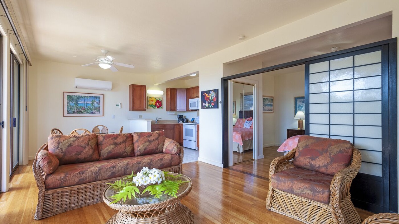 Photo of Livingroom in Poipu