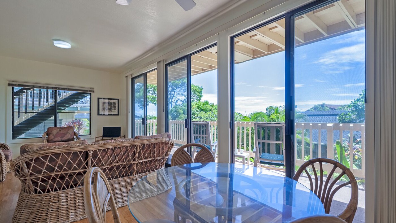 Photo of Livingroom in Poipu