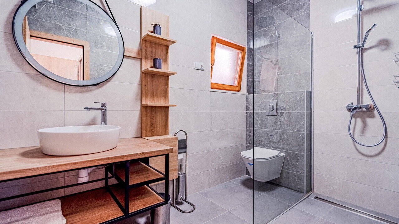 Photo of Bathroom in Kneza