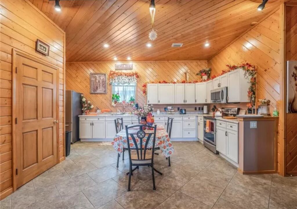 Photo of Kitchen in Homosassa Springs