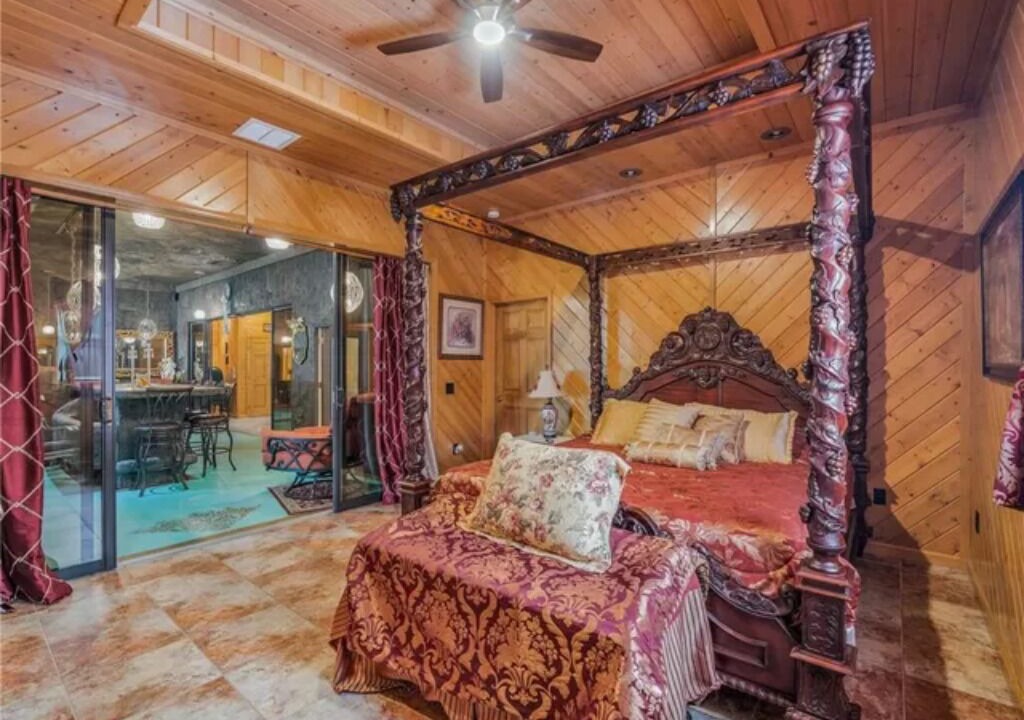 Photo of Bedroom in Homosassa Springs