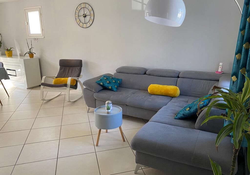 Photo of Livingroom in Moyen-Vernet