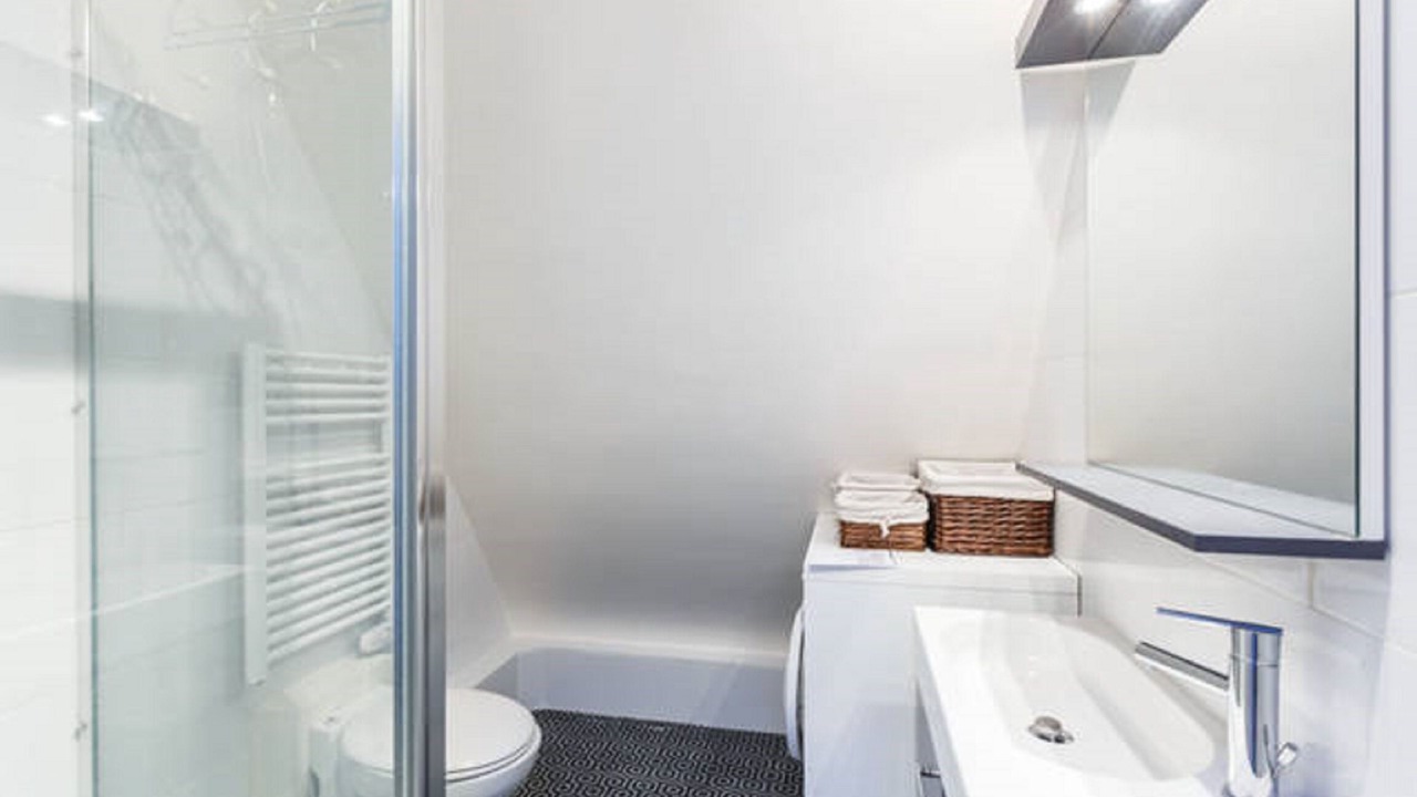Photo of Bathroom in Porte-Dauphine