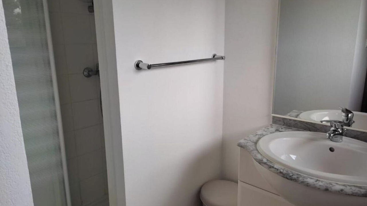 Photo of Bathroom in Messanges