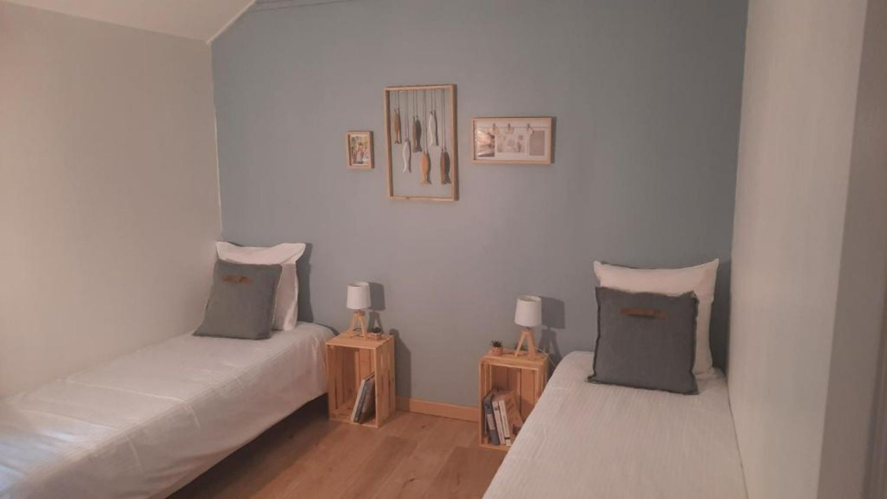 Photo of Bedroom in Neuilly-la-Foret