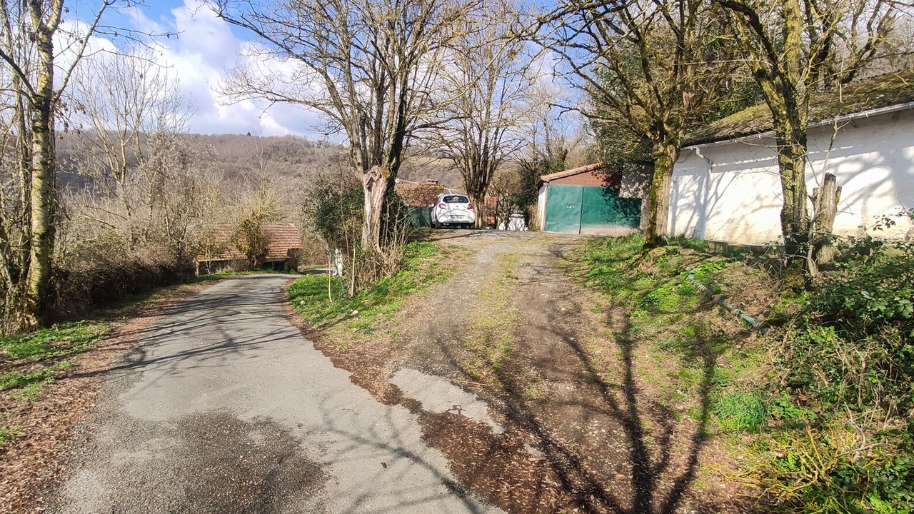 Photo of Outdoor in Curvalle