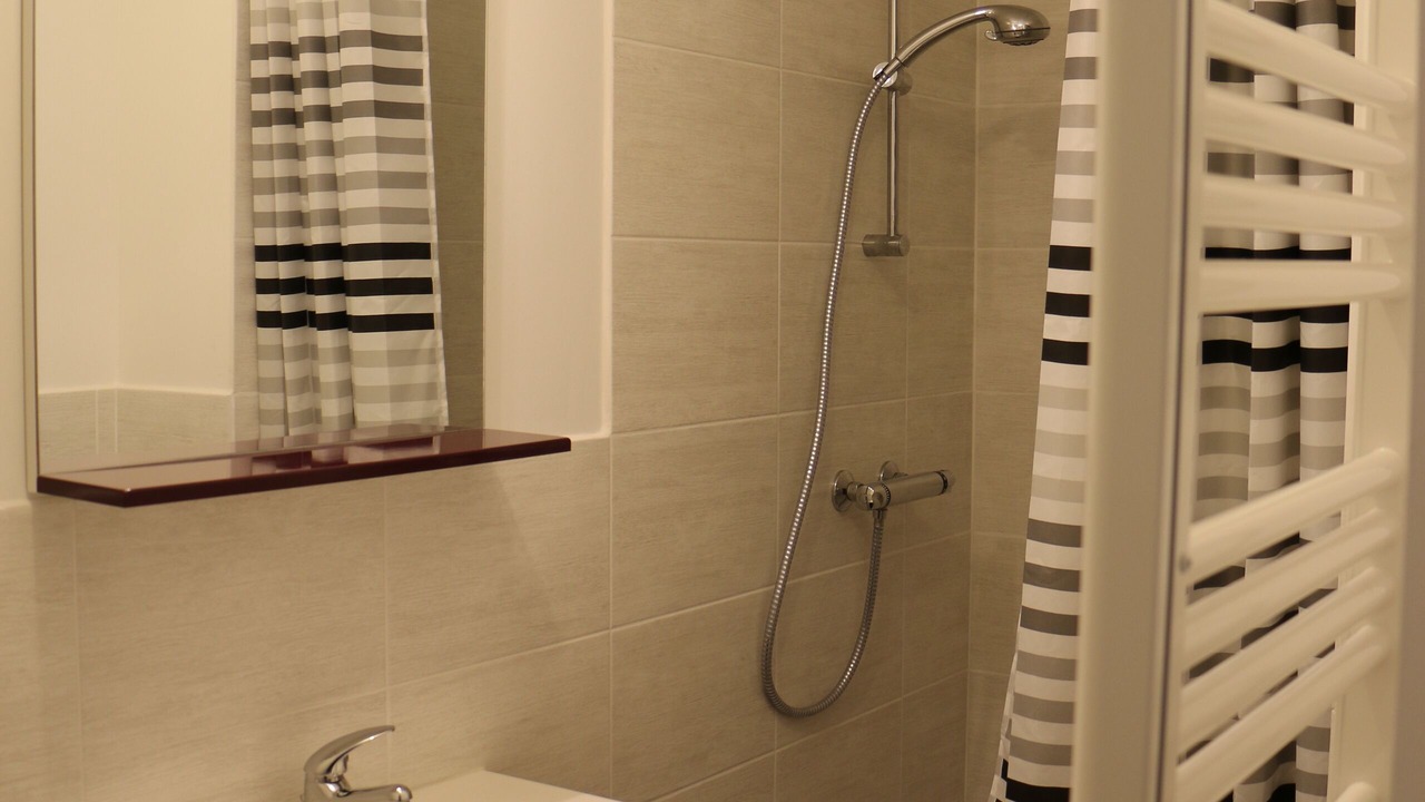 Photo of Bathroom in Duilhac-sous-Peyrepertuse