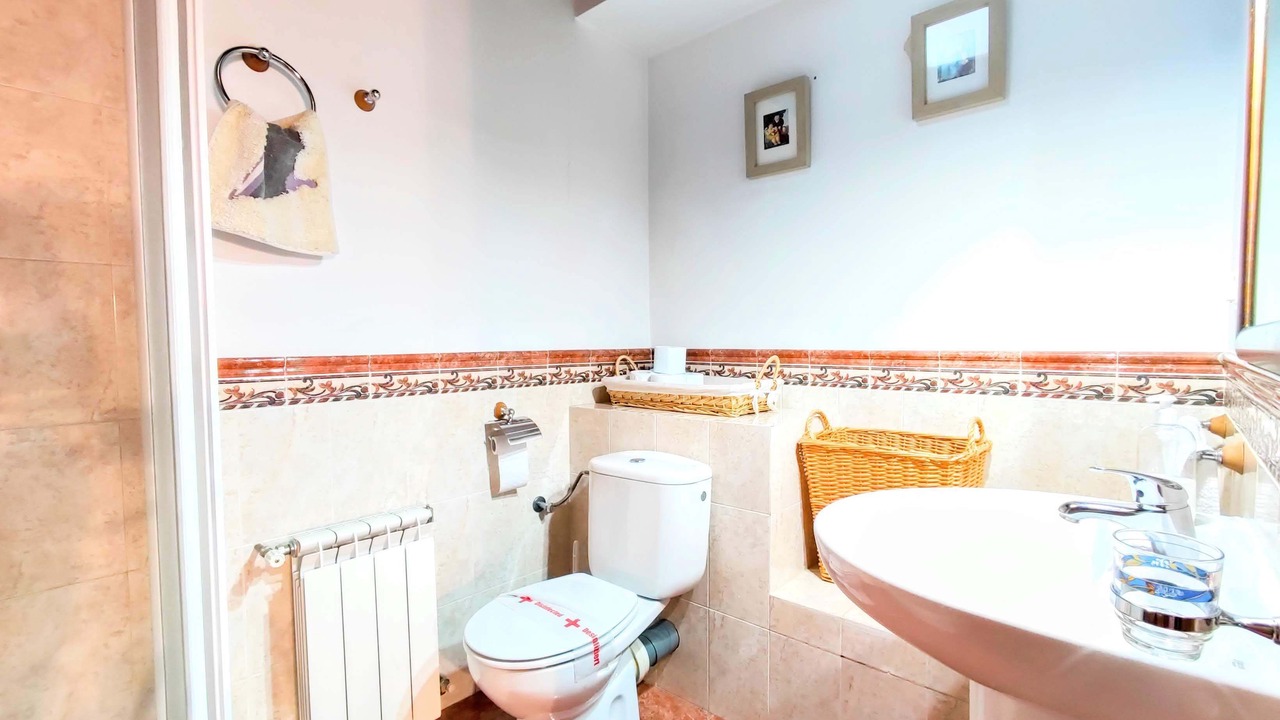 Photo of Bathroom in Villalgordo del Jucar