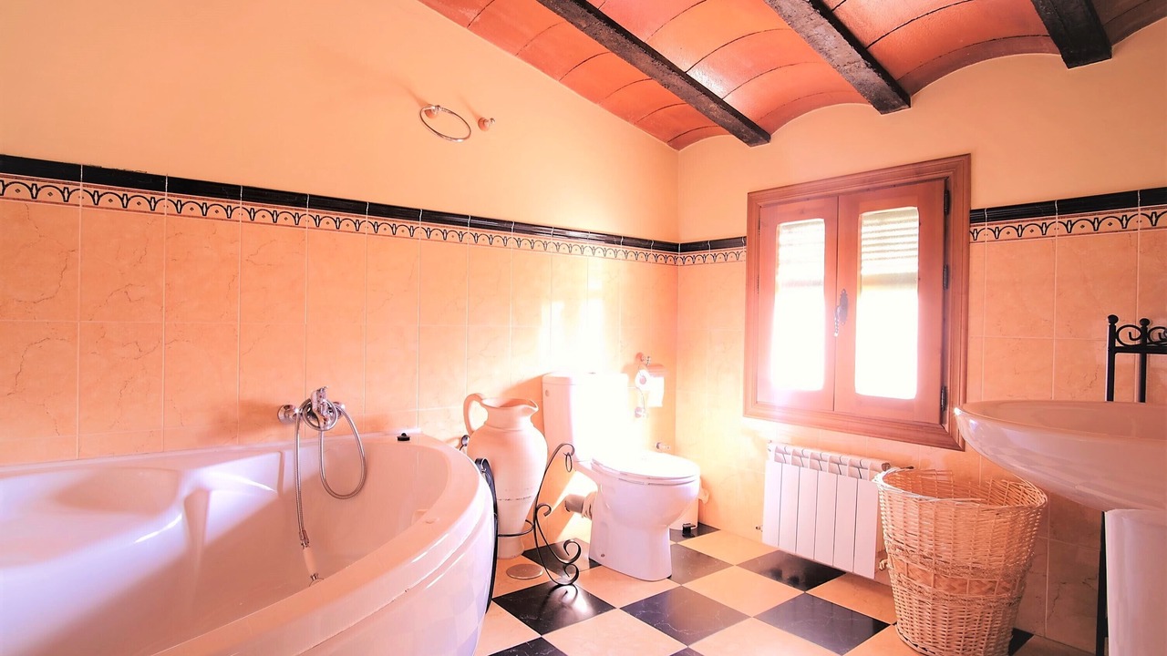 Photo of Bathroom in Villalgordo del Jucar