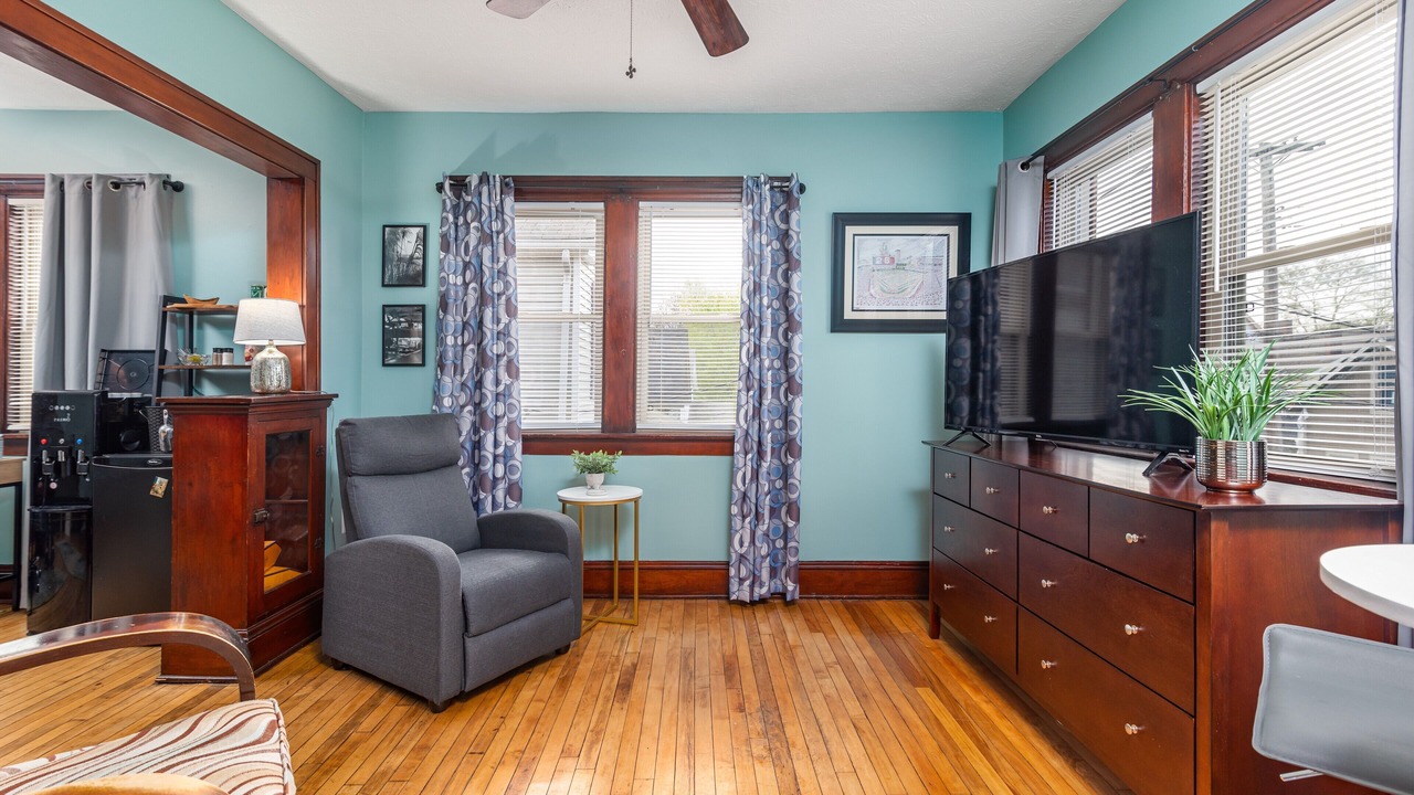 Photo of Livingroom in Tremont