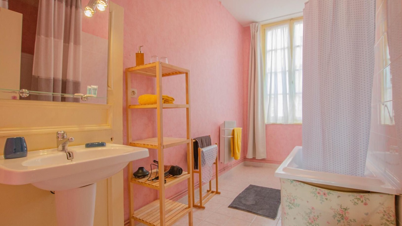 Photo of Bathroom in Villenauxe-la-Grande