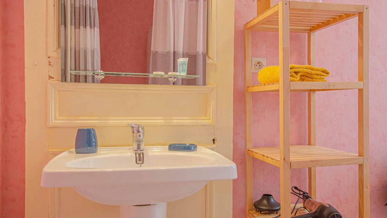 Photo of Bathroom in Villenauxe-la-Grande