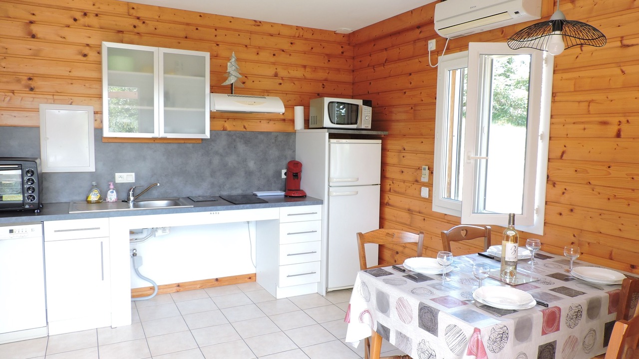 Photo of Kitchen in Peyrusse-Grande