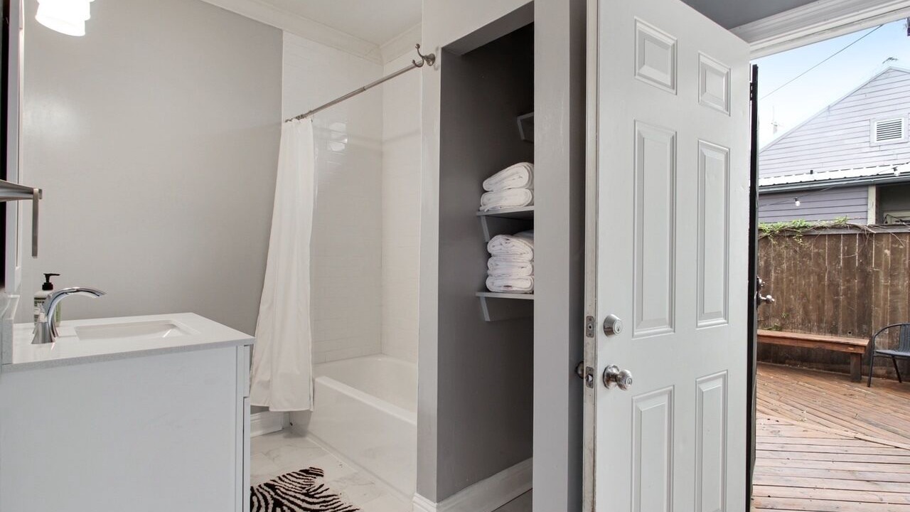 Photo of Bathroom in Freret