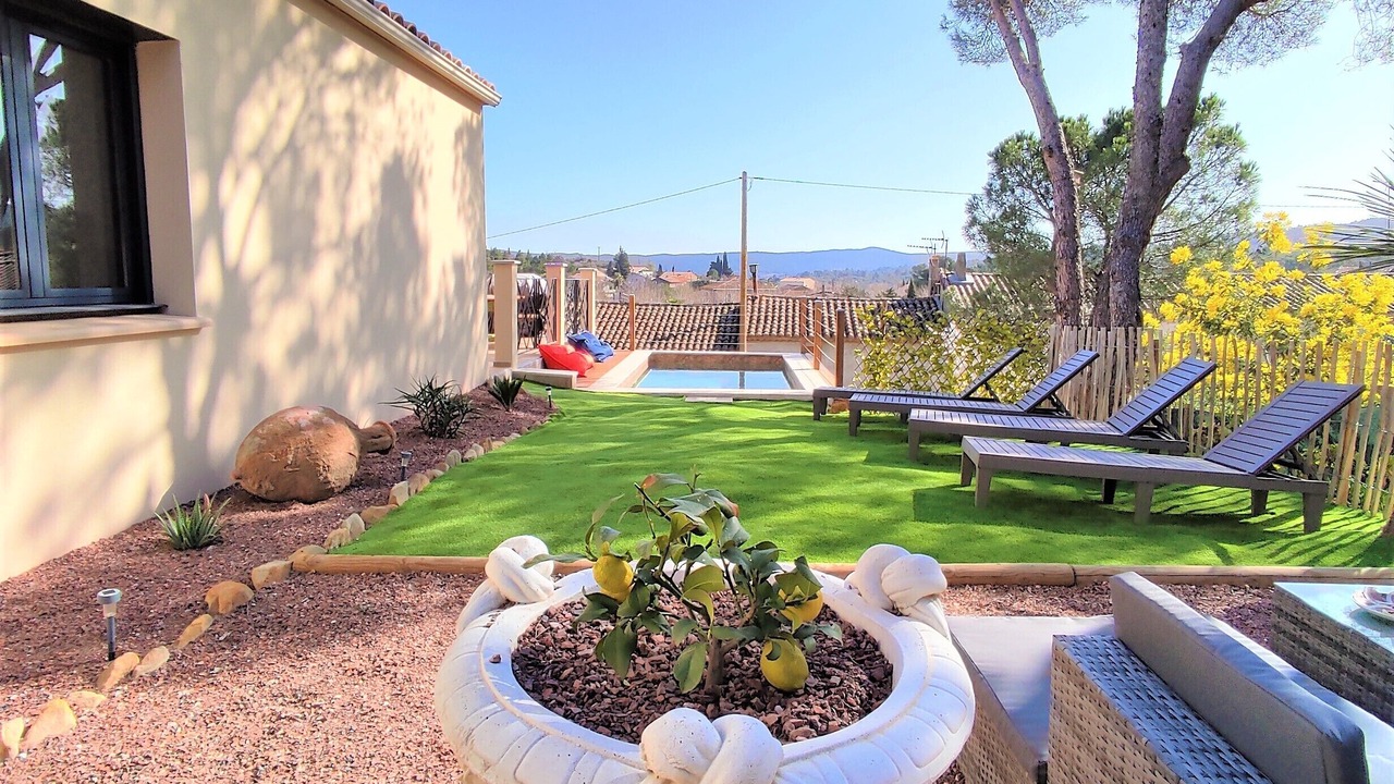 Photo of Patio Balcony in Montseret