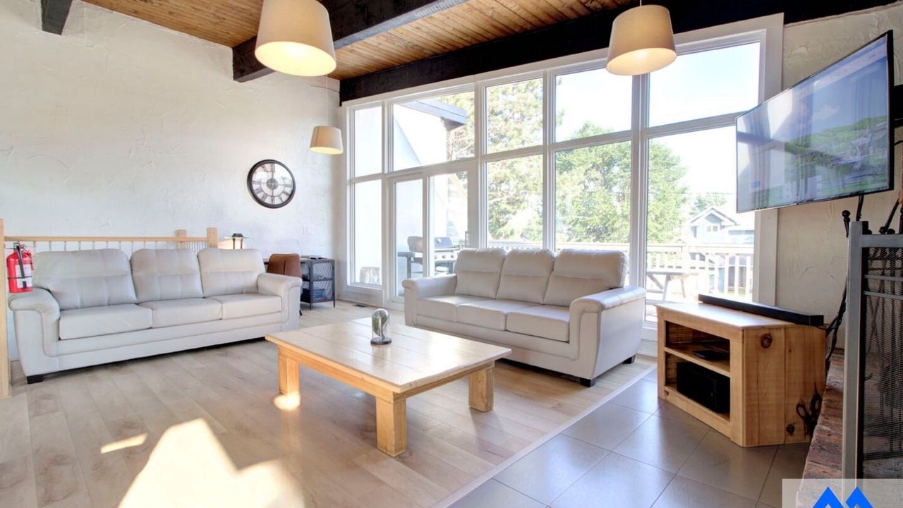 Photo of Livingroom in The Blue Mountains