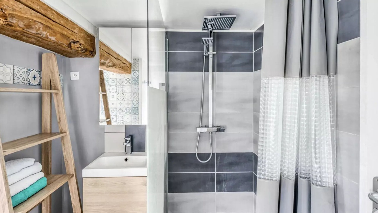 Photo of Bathroom in Jumieges