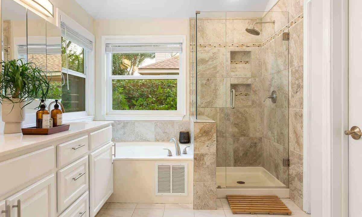 Photo of Bathroom in North Buttercup Creek