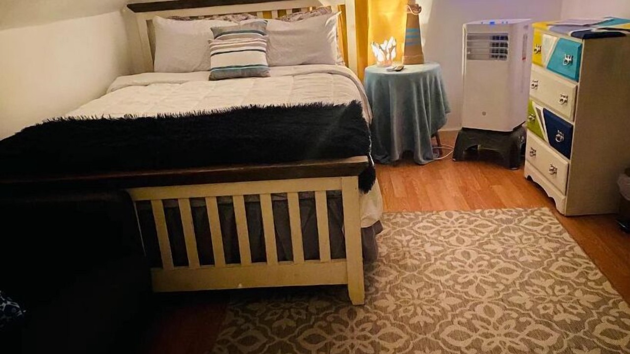 Photo of Bedroom in Laurel