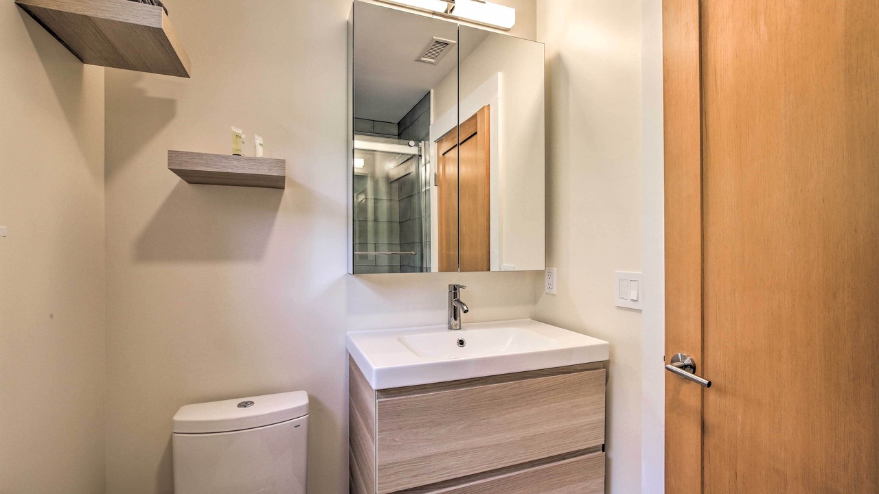 Photo of Bathroom in Garrison